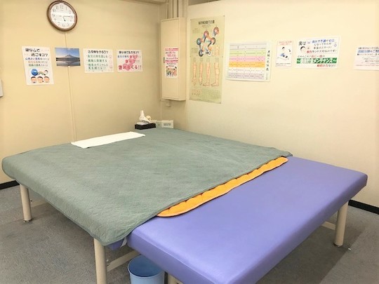 施術ベッド